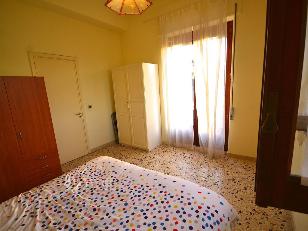 Cozy Holiday Home In Pozzillo With Terrace 아치레알레 외부 사진