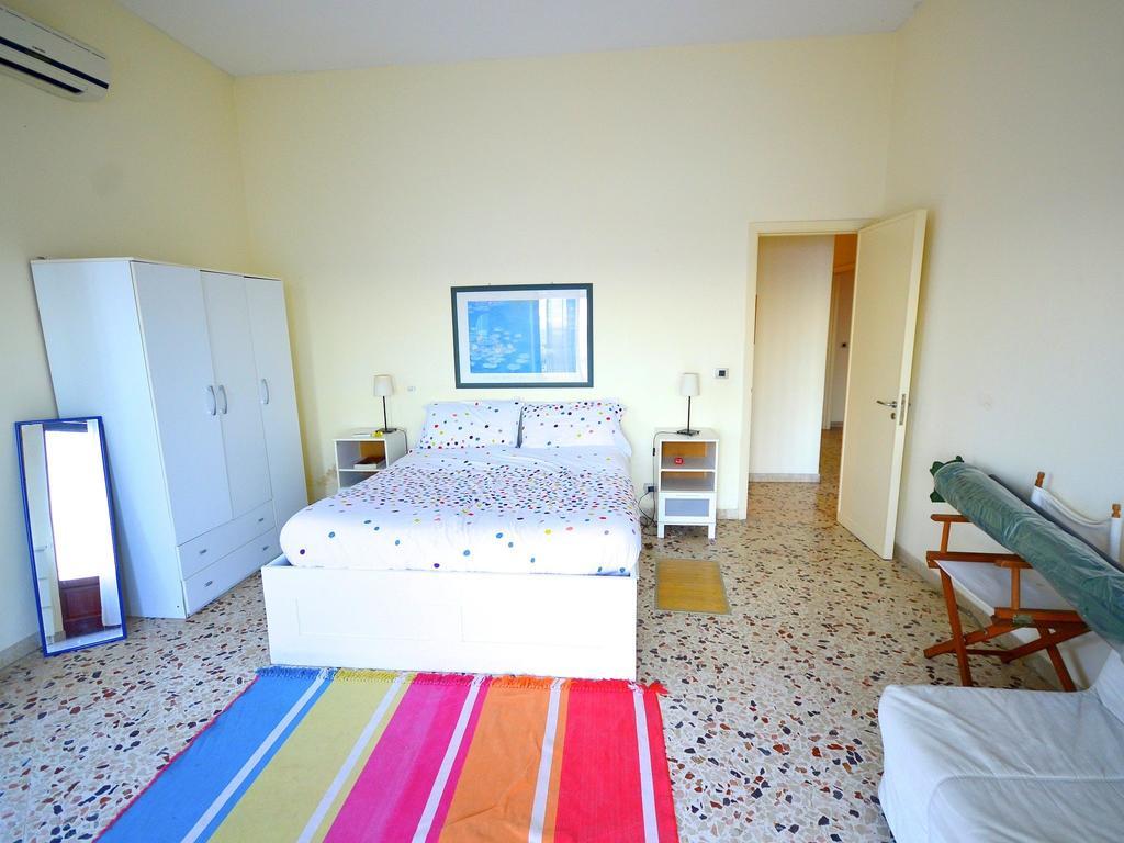 Cozy Holiday Home In Pozzillo With Terrace 아치레알레 외부 사진